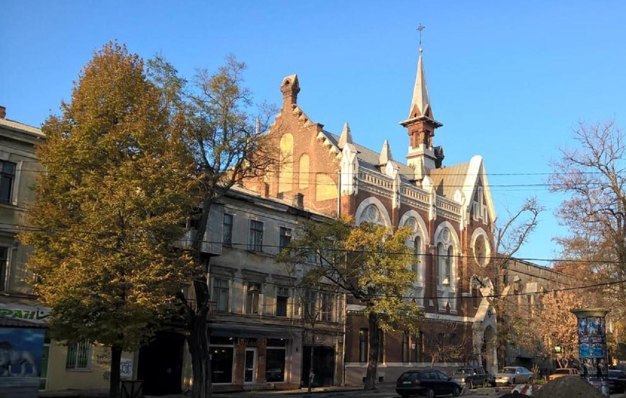 Old City Appartments Odessa Eksteriør bilde